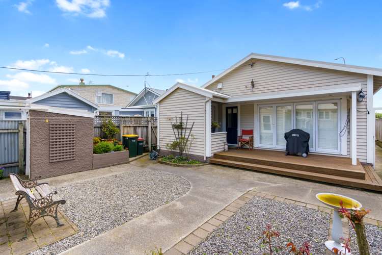 7 Marine Parade Eastbourne_12