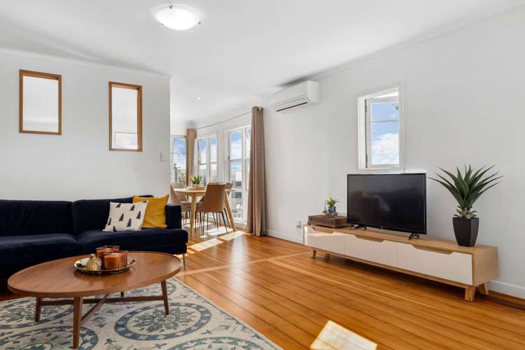 61 Pleasant Road Glen Eden_5