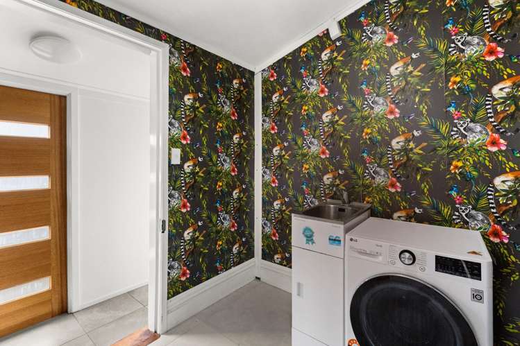 1200 Caroline Road Mayfair_12