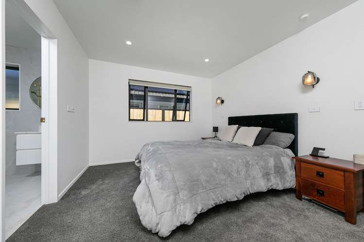23 Wooing Tree Avenue Cromwell_12