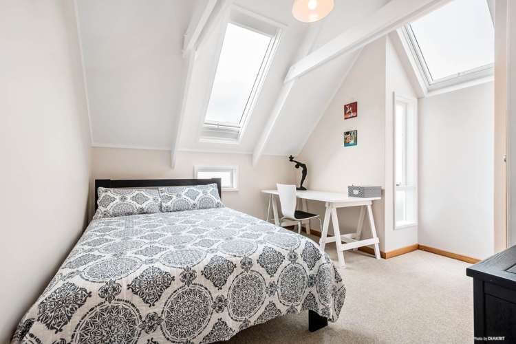 2/1 Tui Street Devonport_8