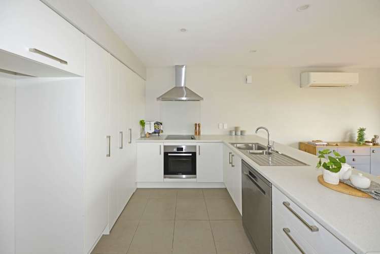 27 Hargood Street Woolston_8