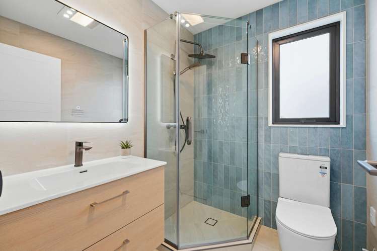 2/30 Kiteroa Terrace Rothesay Bay_9