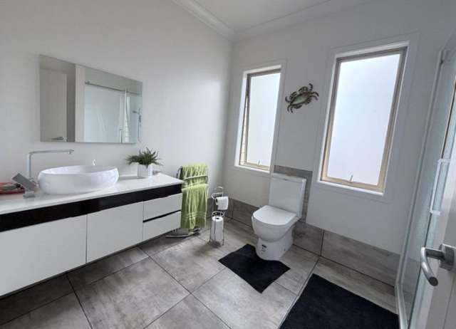 84 Sandford Road Ruakaka_4