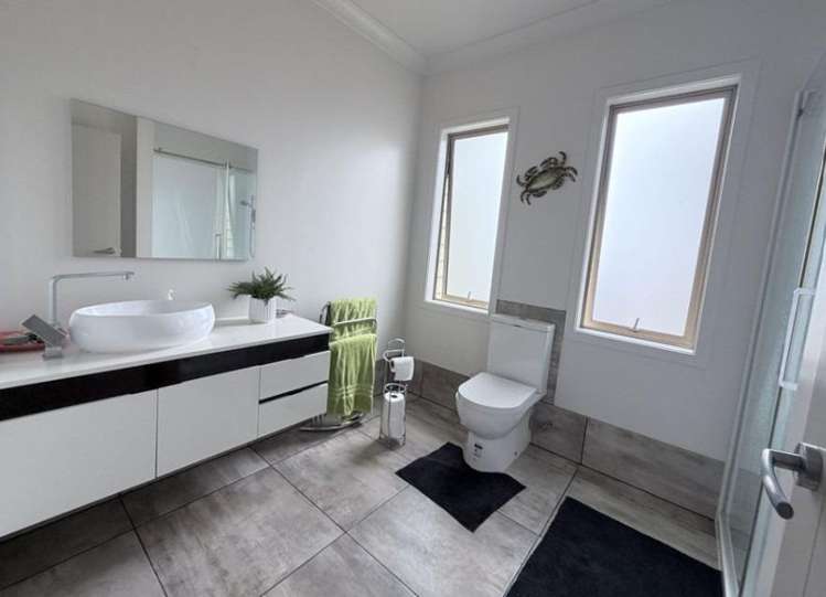 84 Sandford Road Ruakaka_4