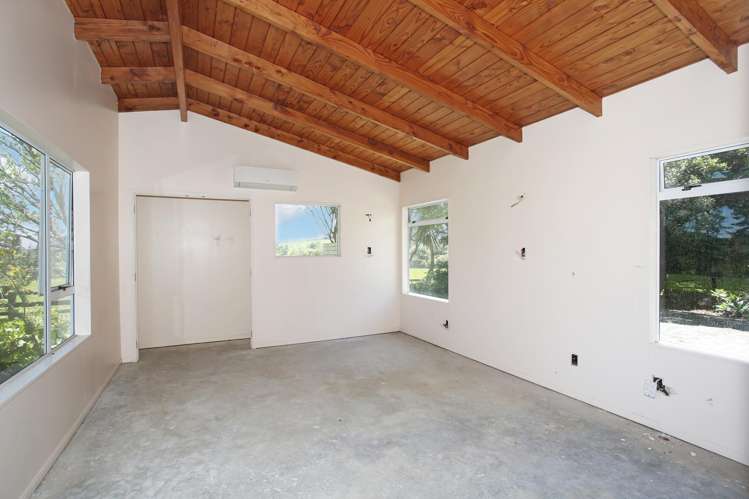 123F Irwin Road Kingseat_13