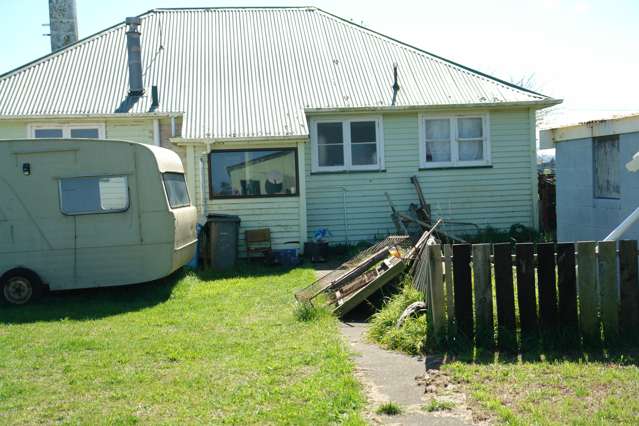 3 Essex Street Patea_4