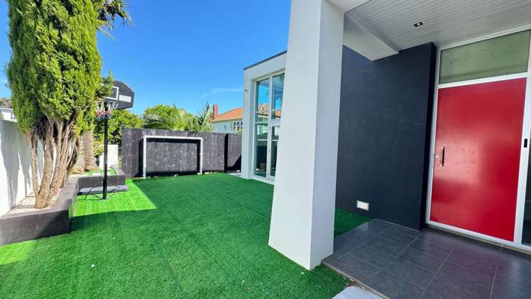 17 Kurahaupo Street Orakei_20