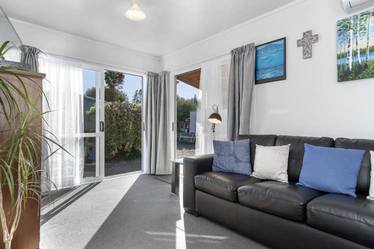 70 Victoria Street Waikino_6