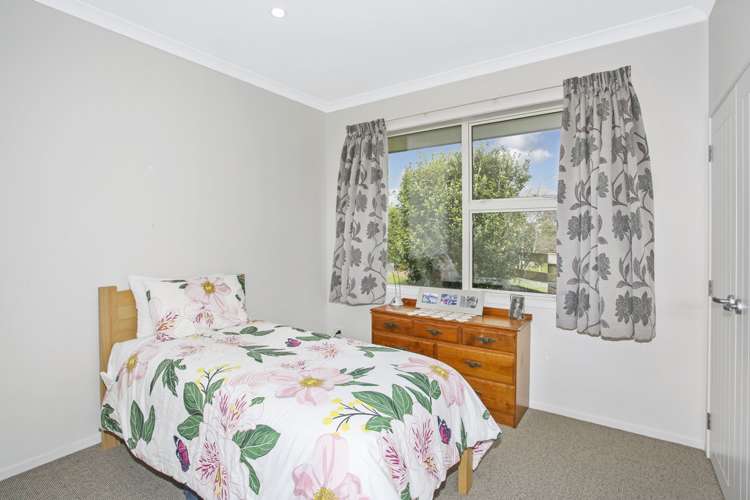 66 Cameron Road Waiuku_16