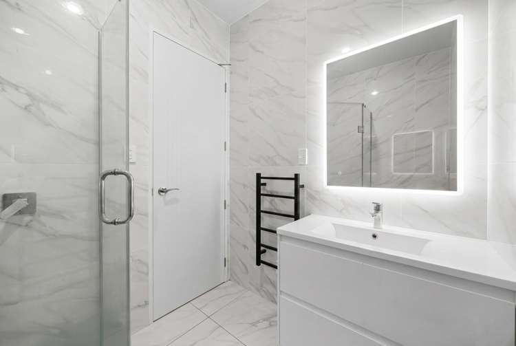 30 Morus Road Massey_12