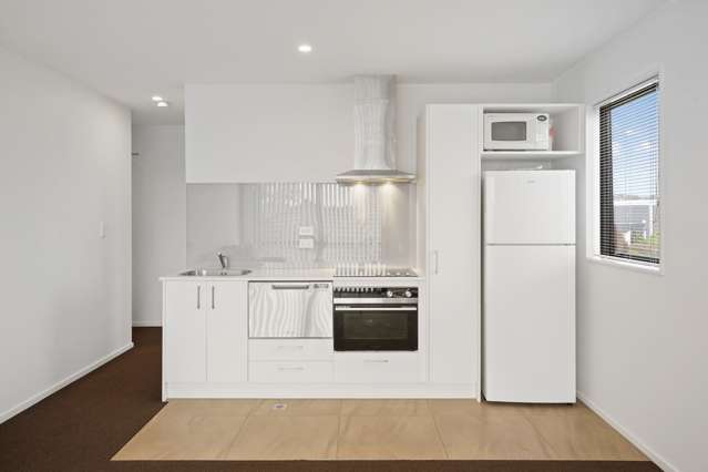 7/70 Waltham Road Sydenham_4
