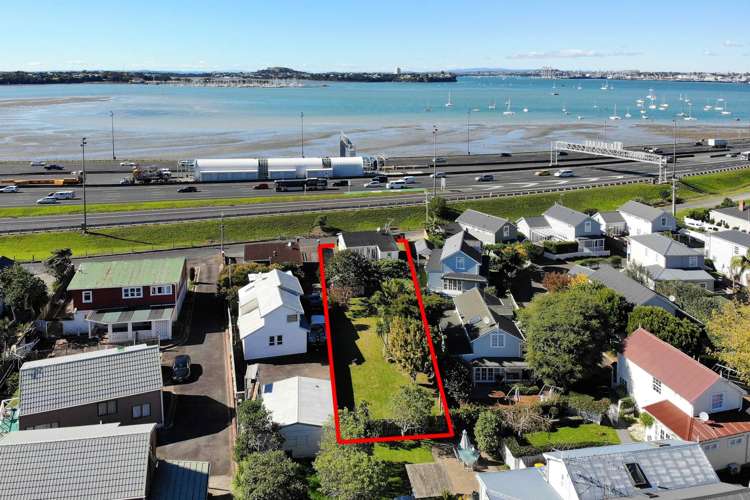 14 Sulphur Beach Road Northcote Point_7