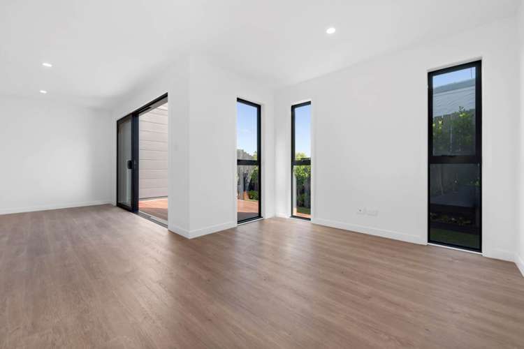 97/1,2,3,4 Cook Street Howick_45