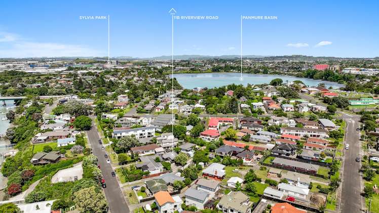 11B Riverview Road Panmure_16