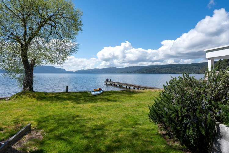 919K State Highway 30 Lake Rotoiti_24