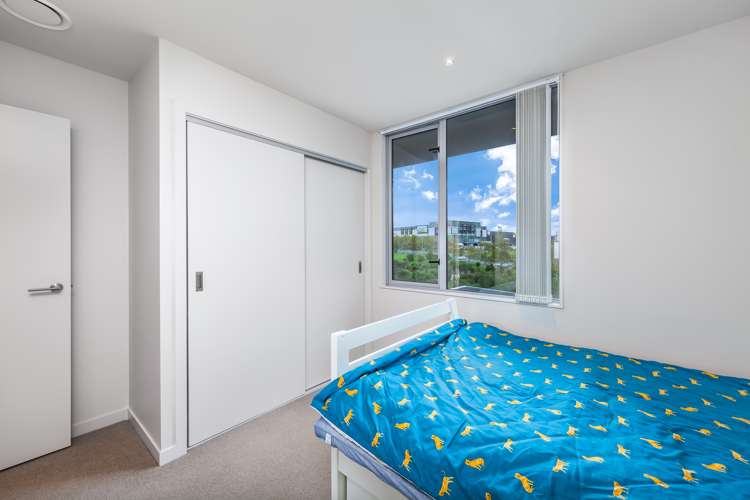 108/25 Don Mckinnon Drive Albany_8