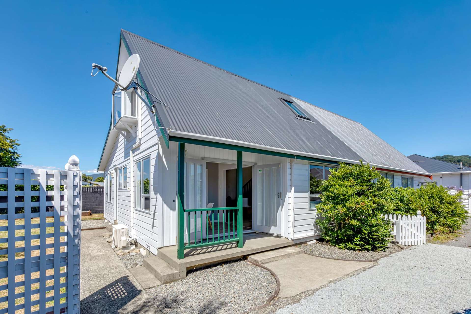 2/719 Fergusson Drive Elderslea_0