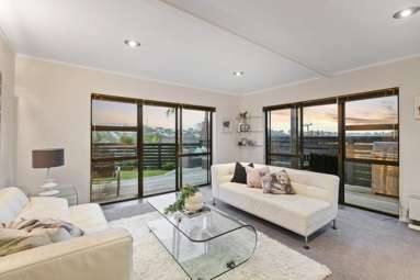 2/38 Penzance Road_3