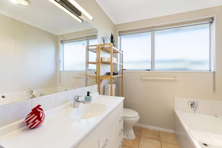 9 Saints Court Manurewa_14