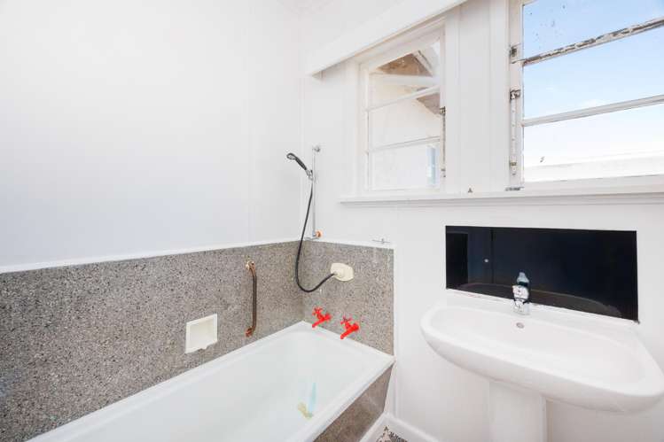 40 High Street Bulls_12