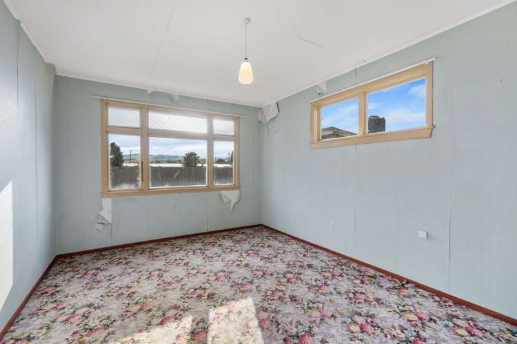 14 Stuart Street Owaka_7