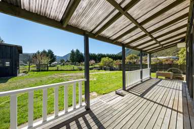 137 Wakamarina Road_2