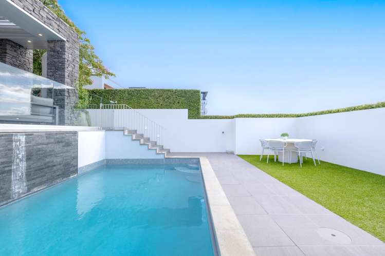 21 Benbow Street St Heliers_35