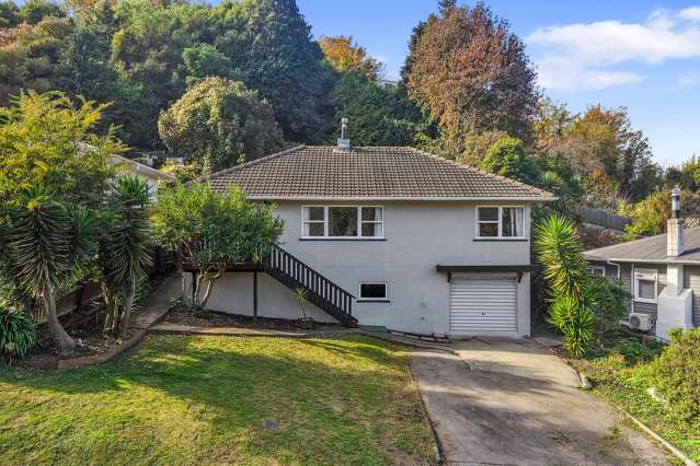 Spacious Family Living - large deck and section