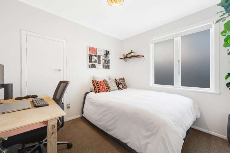 2/12 Pandora Place Pakuranga_10