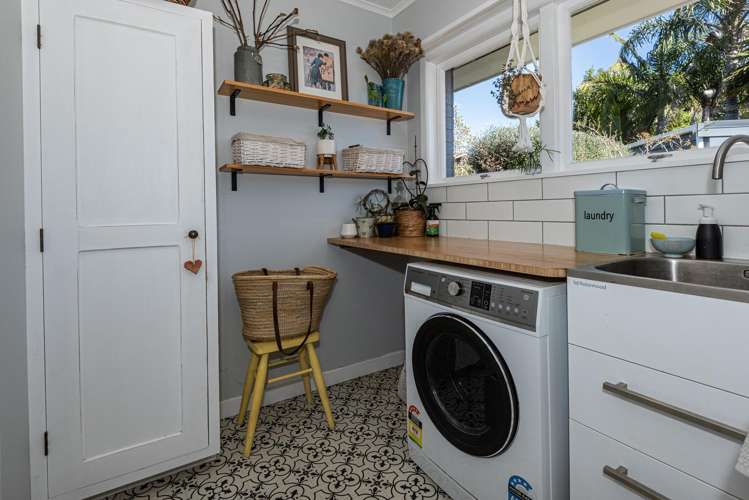60 Carr Street Te Kamo_16