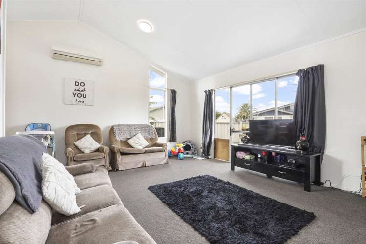 4 Elmwood Crescent Pukete_8