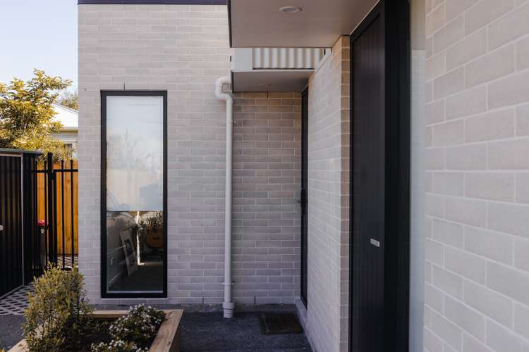 4/21 Clarence Street South_0