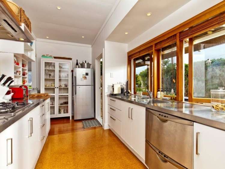 23 Eversleigh Road Belmont_15