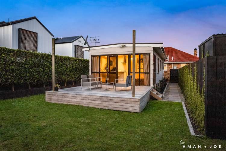 65 Neil Avenue Te Atatu Peninsula_3