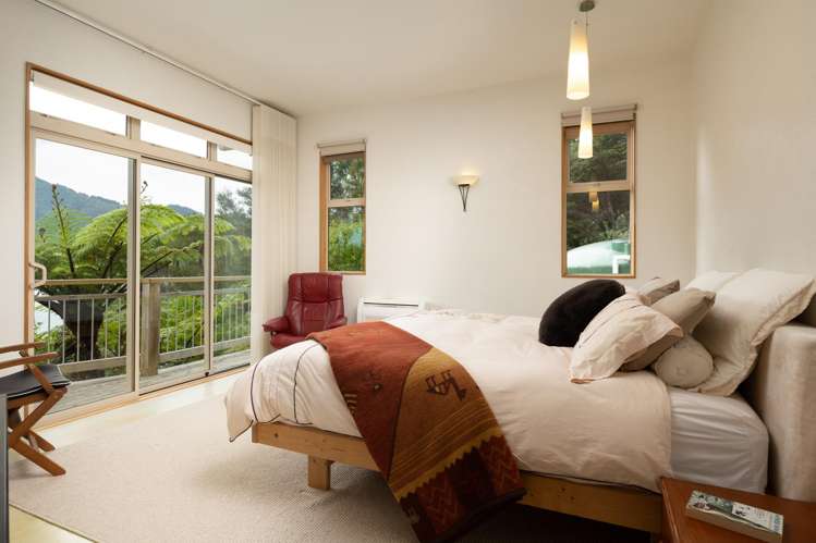 19 Saint Omer Road Kenepuru Sound_5