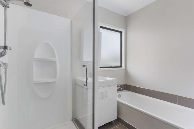 1/20 Glenhaven Place Te Atatu Peninsula_15