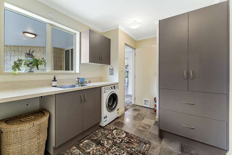 331 Makarewa Browns Road Winton Surrounds_13