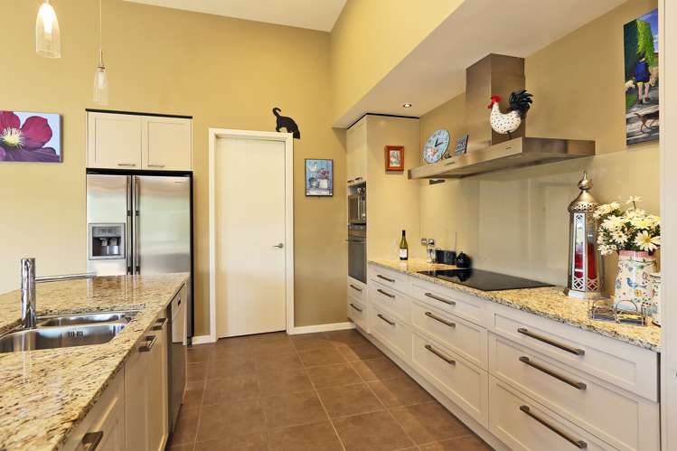 114 Kent Terrace Taradale_4