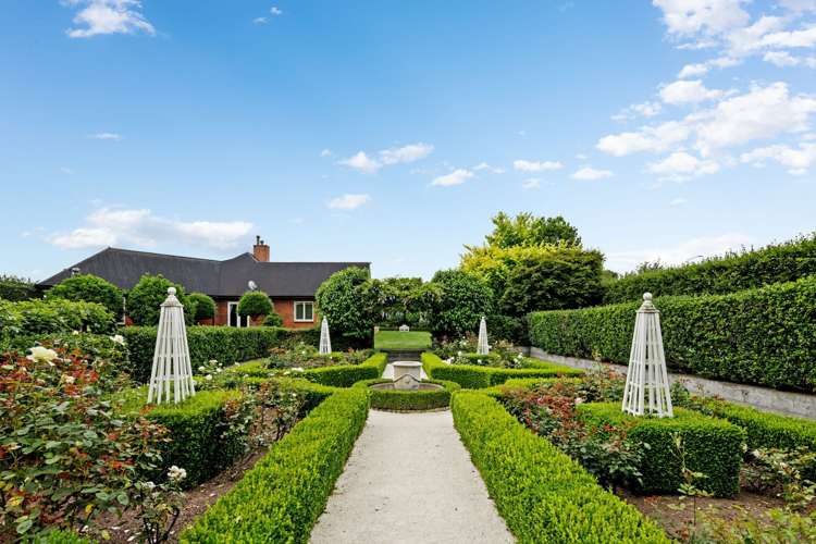 77 Harrowfield Drive Harrowfield_10