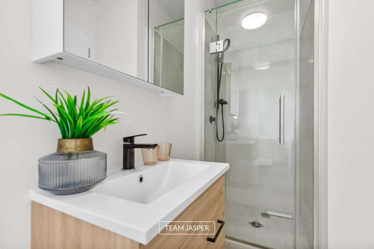 2/9 Monteith Crescent Remuera_10