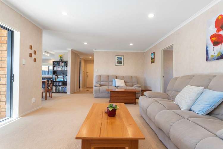 9 Kimptonfields Court Wattle Downs_8