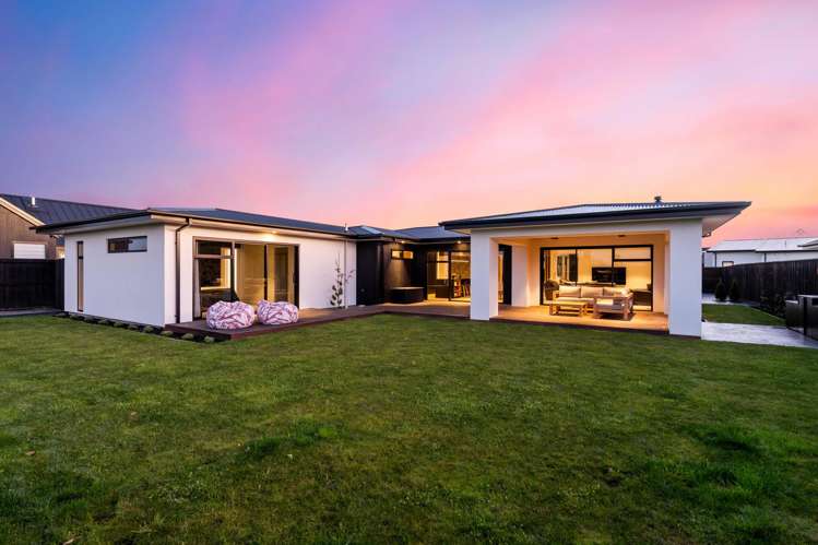 19 Frank Ernest Crescent_0