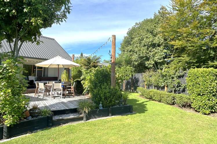 17A Feary Crescent Takaka_1