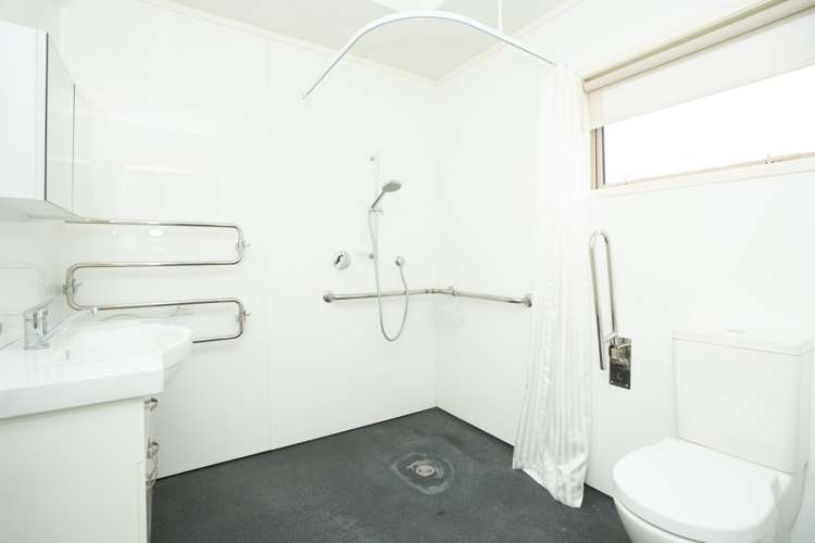 182a Tramway Road Enderley_10