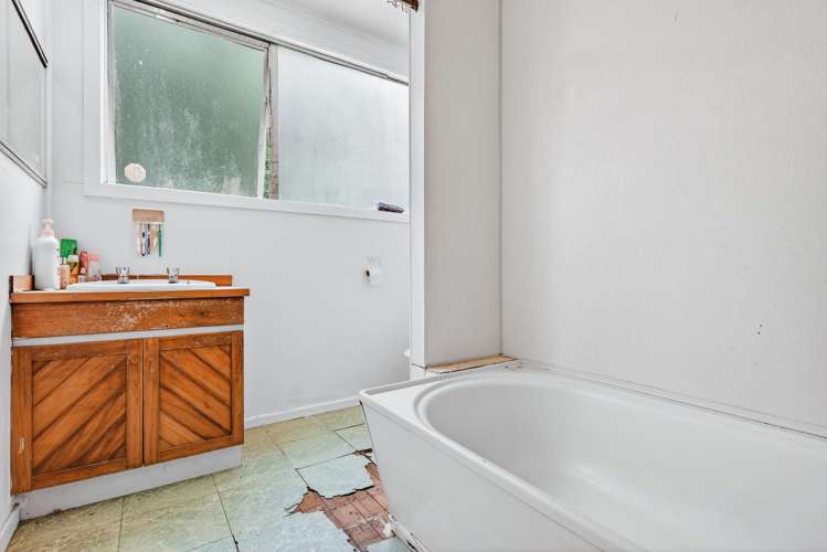 73 Maria Place Turangi_10