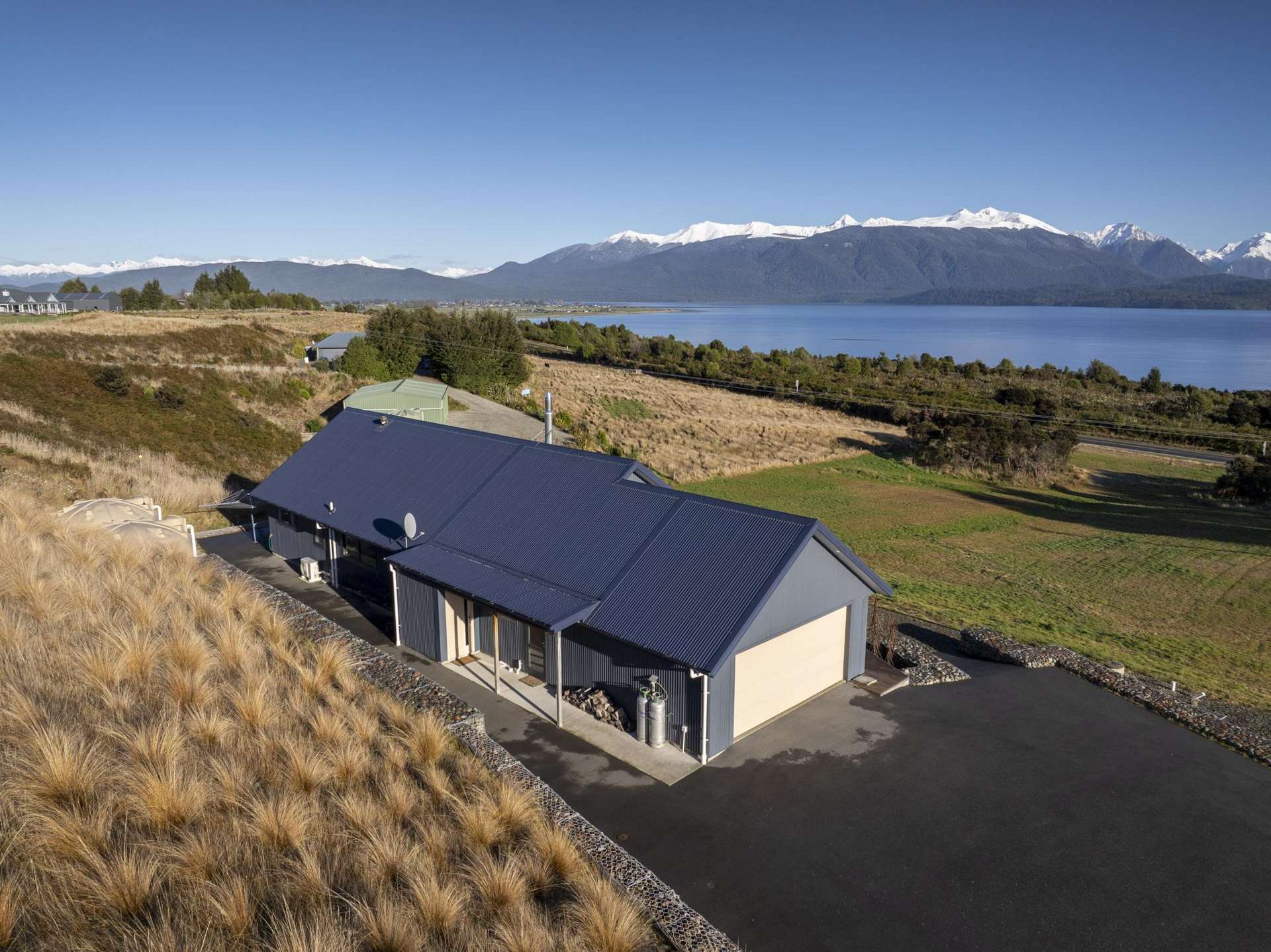 454D Te Anau Milford Hwy Te Anau_0