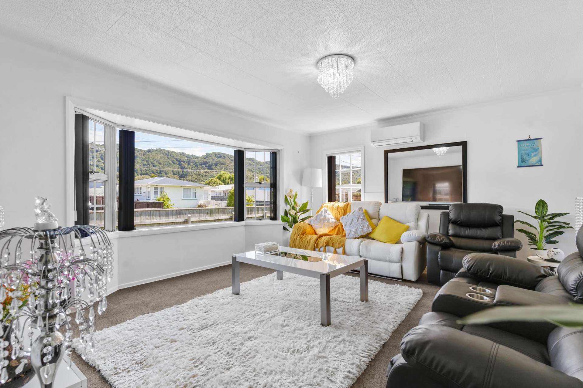 8 Karamu Crescent Wainuiomata_0