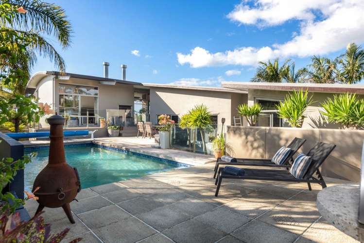 8 Intrepid Crescent Beachlands_37