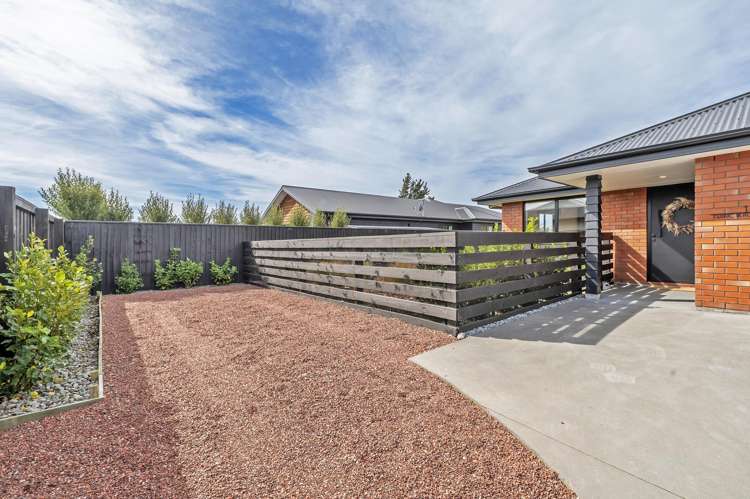 15 Cedric Place Darfield_24